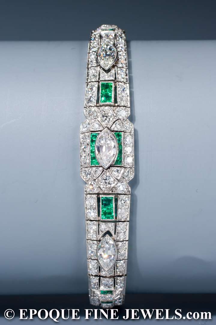 An Art Deco emerald and diamond bracelet, 